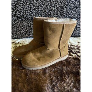 Koolaburra Women's Size 7 Koola Short Chestnut Suede Winter Boots